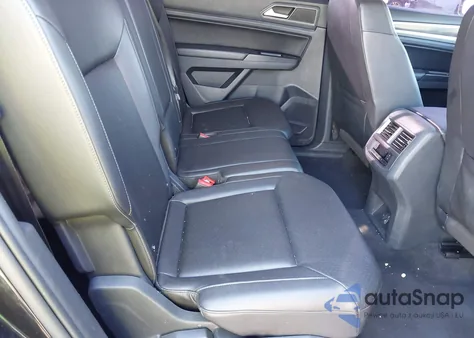 2018 Volkswagen Atlas 3.6L V6 Se/3.6L V6 Se W/Technology из США, поврежденный, VIN 1V2LR2CA1JC551958